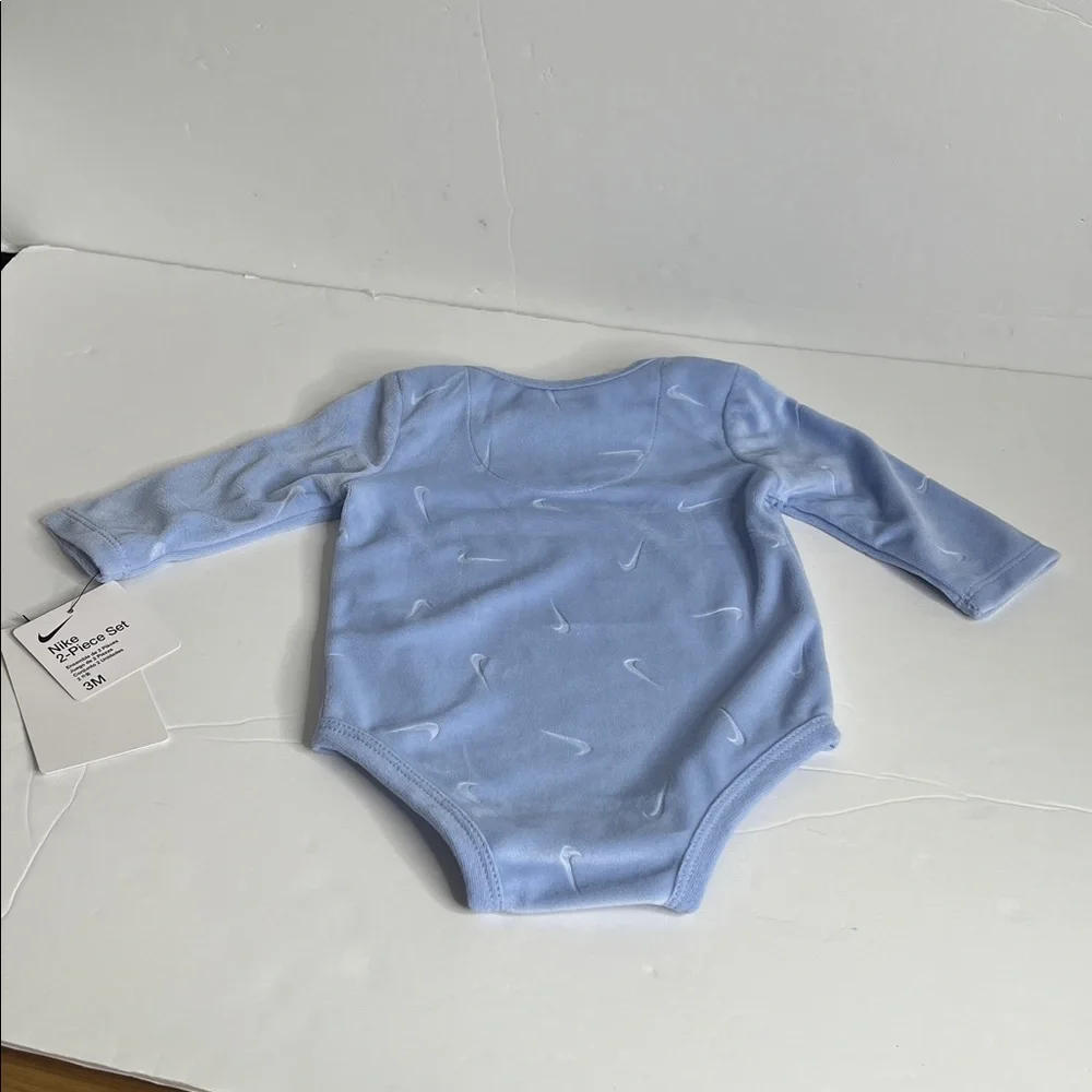 Nike Infant Girls' Essentials Bodysuit & Pants Set - Picture 7 of 12